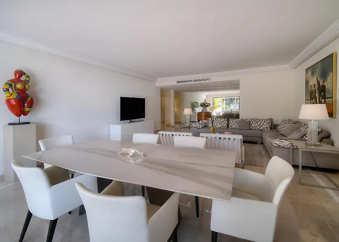Appartement Ref 1429 - Croisette - Sea View For Rent