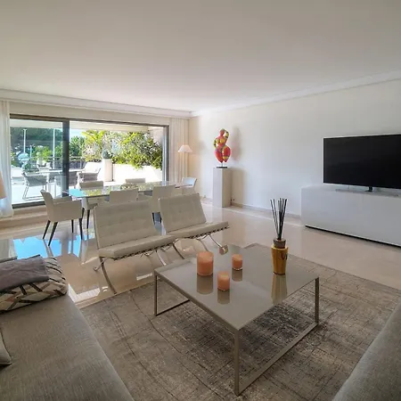 Ref 1429 - Croisette - Sea View For Rent Cannes